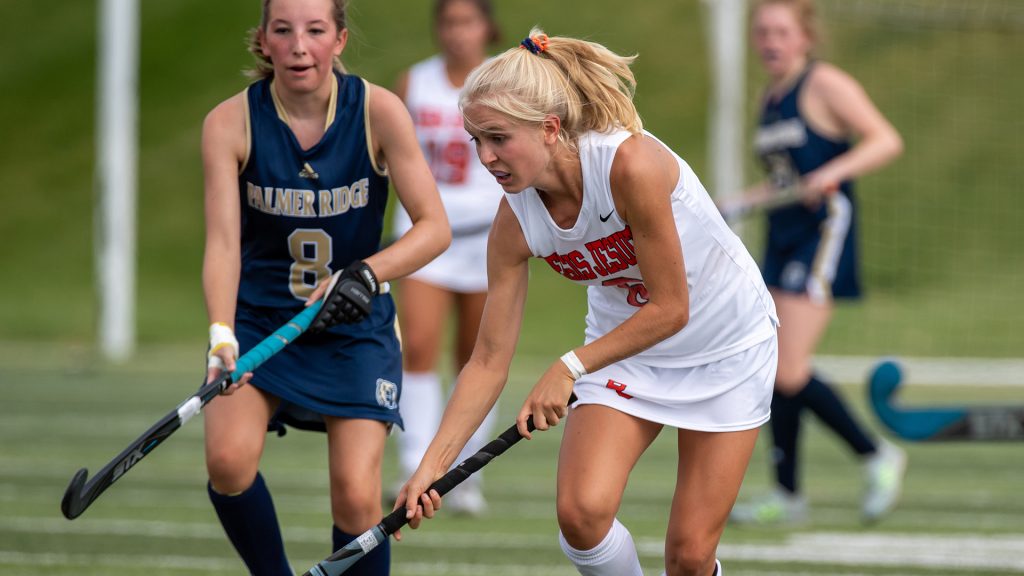 Regis Jesuit field hockey