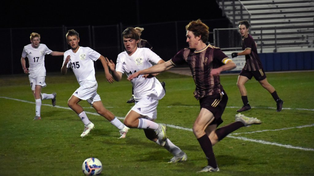 Boys Soccer: Evergreen vs Golden