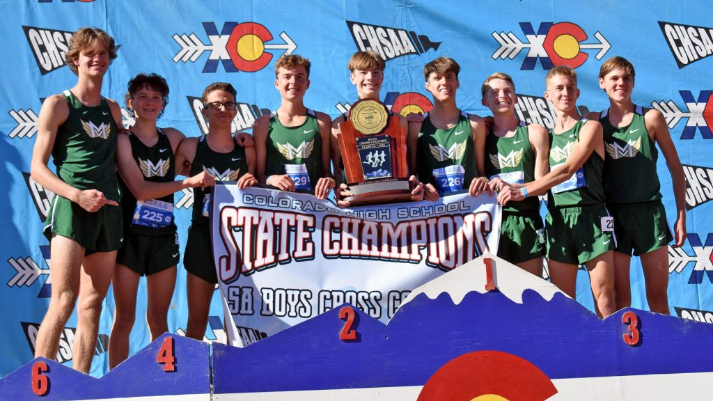 Mountain Vista boys cross country 2021 title