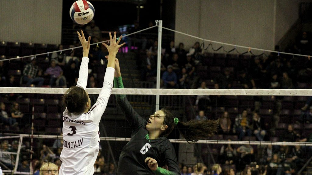 Niwot Cheyenne Mountain girls volleyball