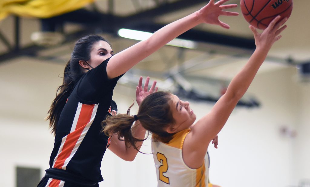 Girls Basketball: Lakewood vs Green Mountain