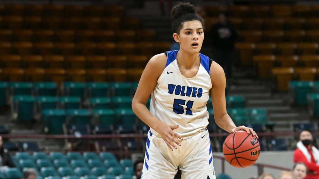 Lauren Betts Grandview 2022