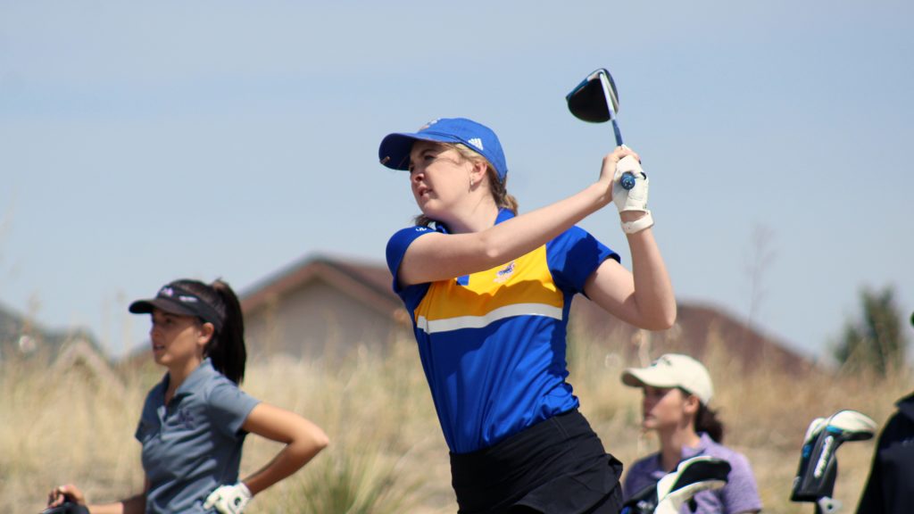 Rampart girls golf