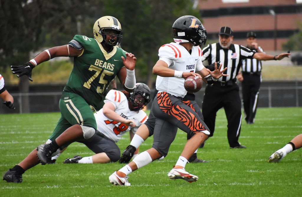 Football: Lakewood vs Bear Creek