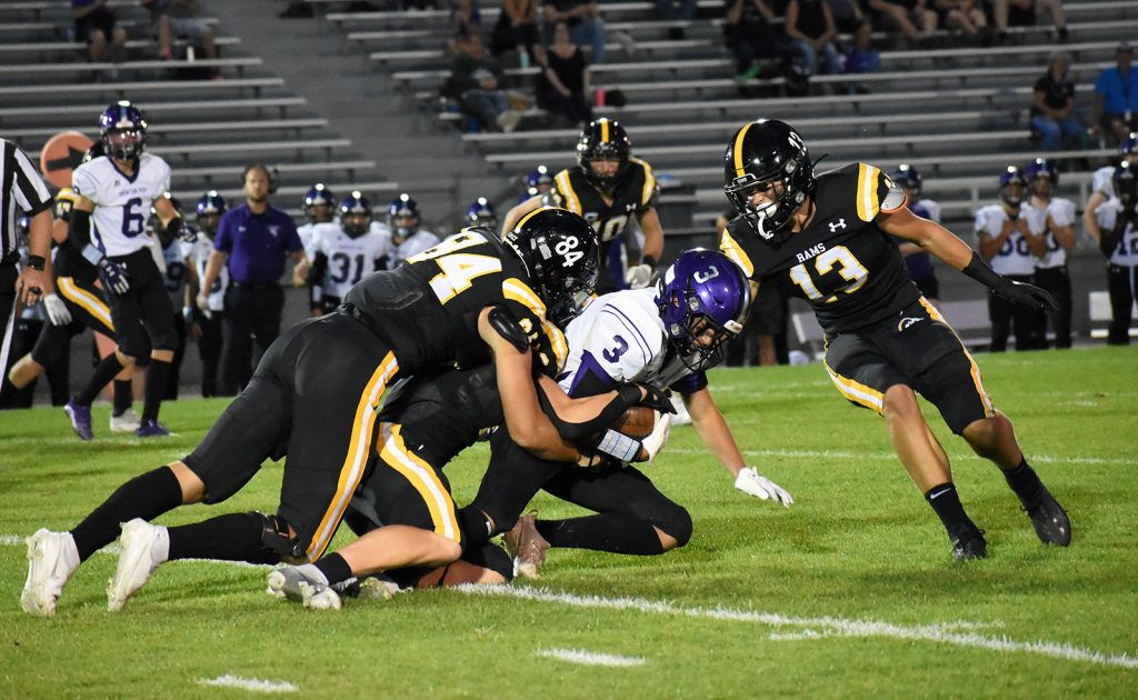 Football: Mountain View vs Green Mountain