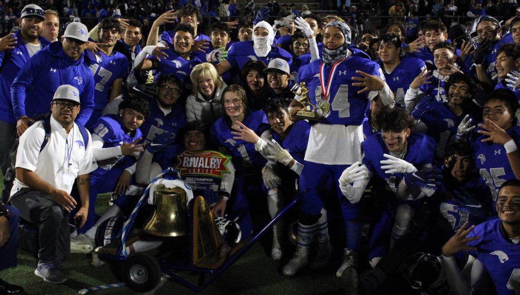 Pueblo Central football