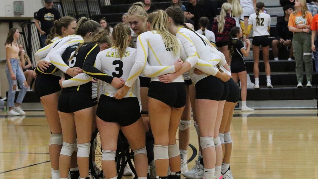 Thompson Valley GVB 2022 huddle