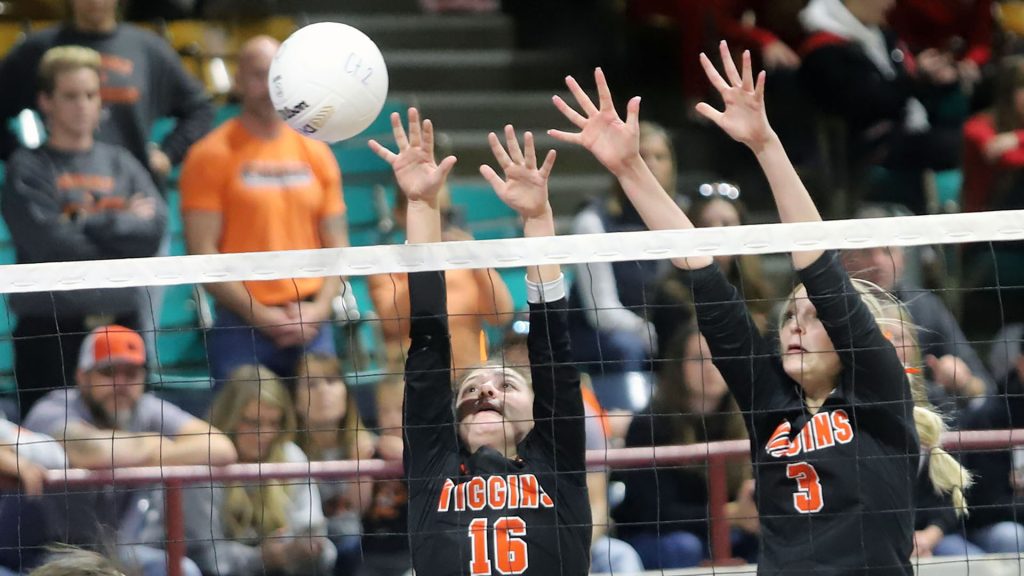 Wiggins girls volleyball