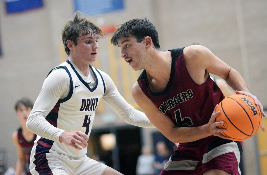 Boys Basketball: Chatfield vs Dakota Ridge