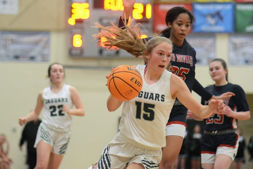 Girls Basketball: Kent Denver vs D'Evelyn