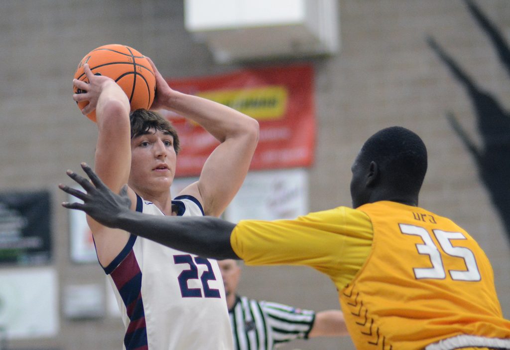 Boys Basketball: Thomas Jefferson vs Dakota Ridge
