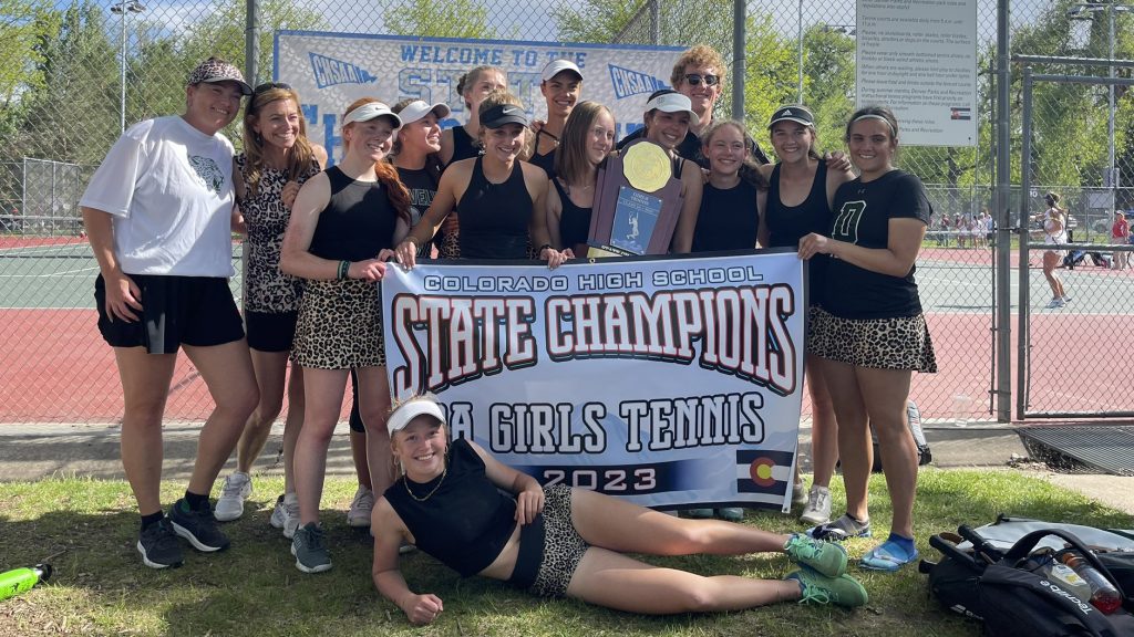 3A girls tennis - D'Evelyn champions