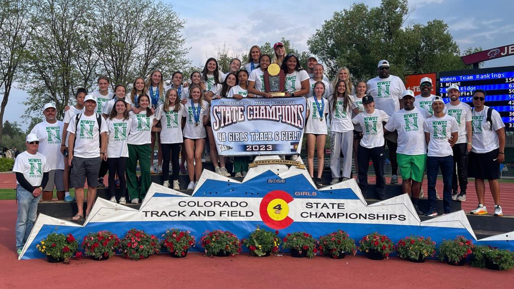 Niwot 2023 4A girls TF champs