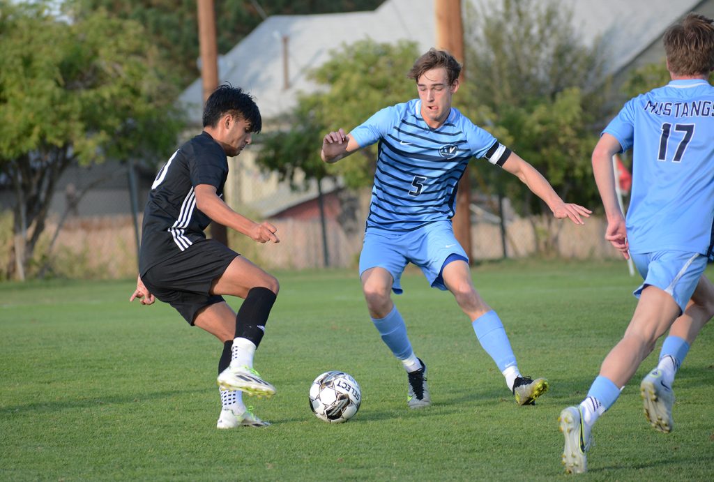 Boys Soccer: Ralston Valley vs Lakewood