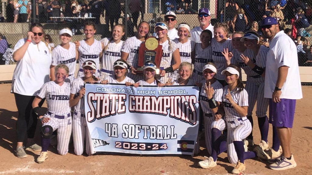 4A Softball champion - Lutheran
