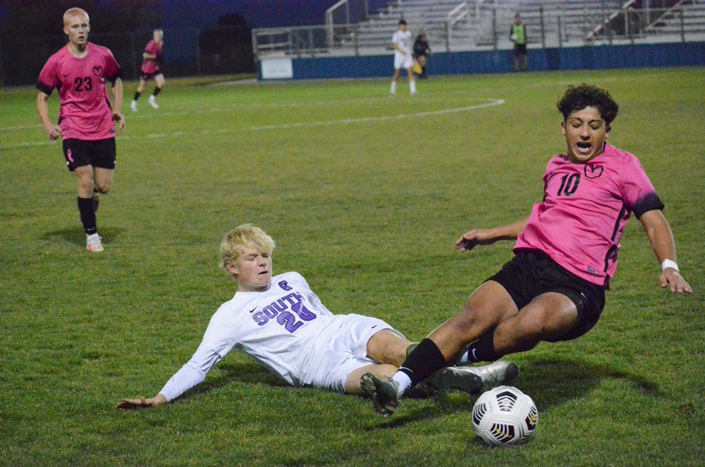Boys Soccer: Denver South vs Ralston Valley