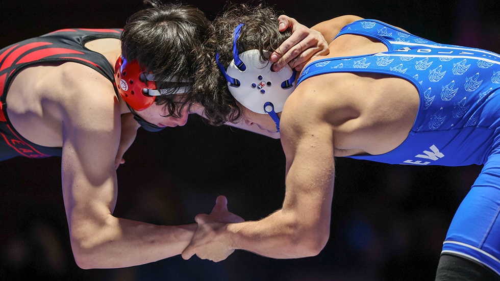 Grandview Eaglecrest Boys Wrestling