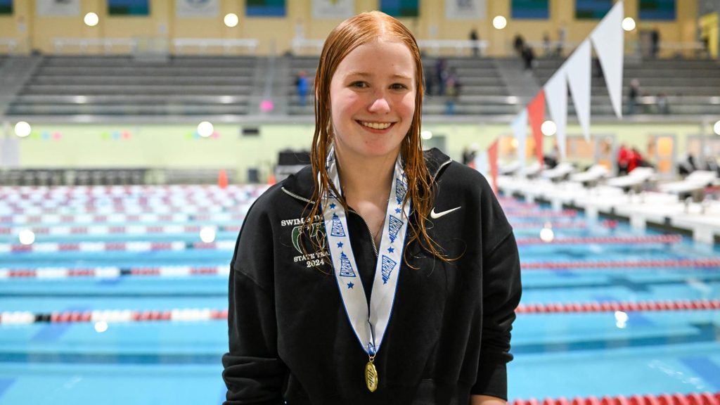 Fossil Ridge's Sydney Oveson - 5A dive champion
