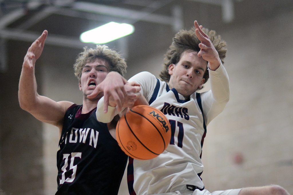 Boys Basketball: Golden vs Dakota Ridge 2024