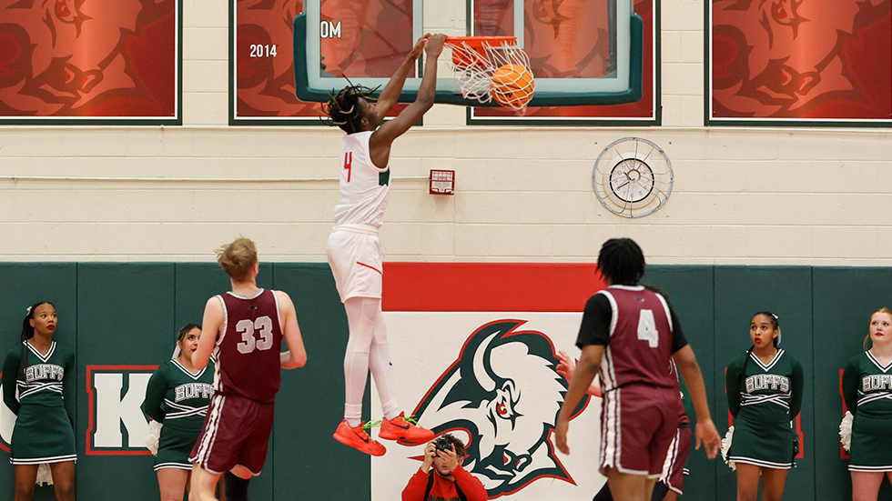 Smoky Hill dunk Boys Basketball