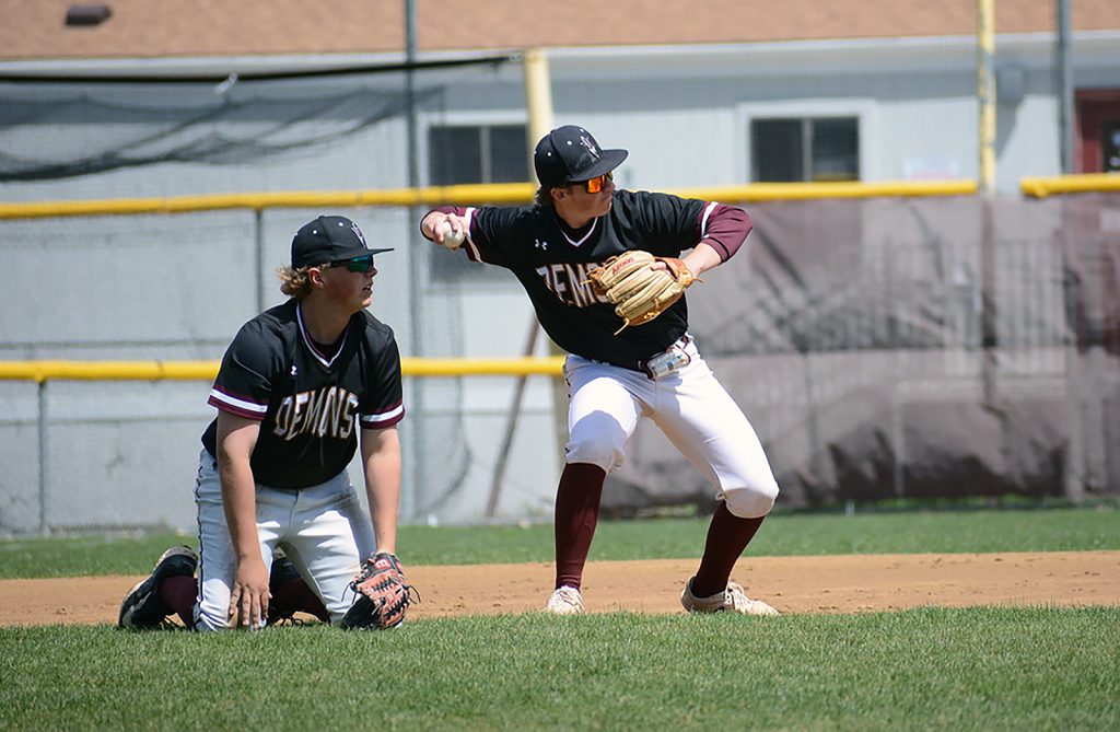 Baseball: Evergreen vs Golden