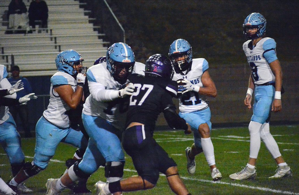 Football: Ralston Valley vs Arvada West