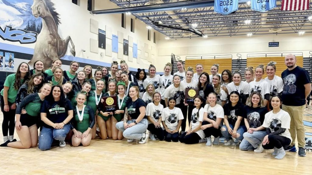 Mountain Range Regional Champions Gymnastics - Niwot and Mountain Range
