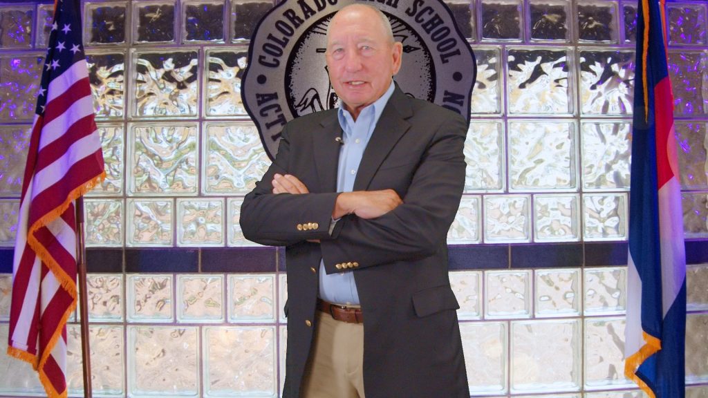 Head shot of Bob Caton