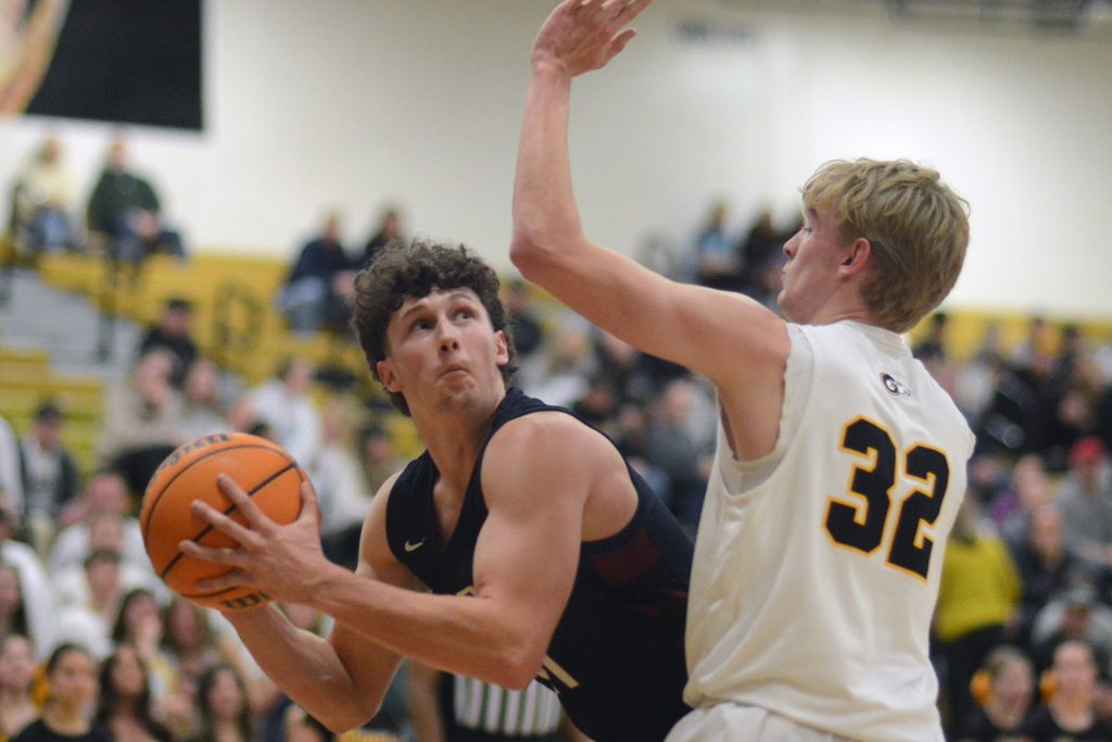 Boys Basketball: Dakota Ridge vs Green Mountain