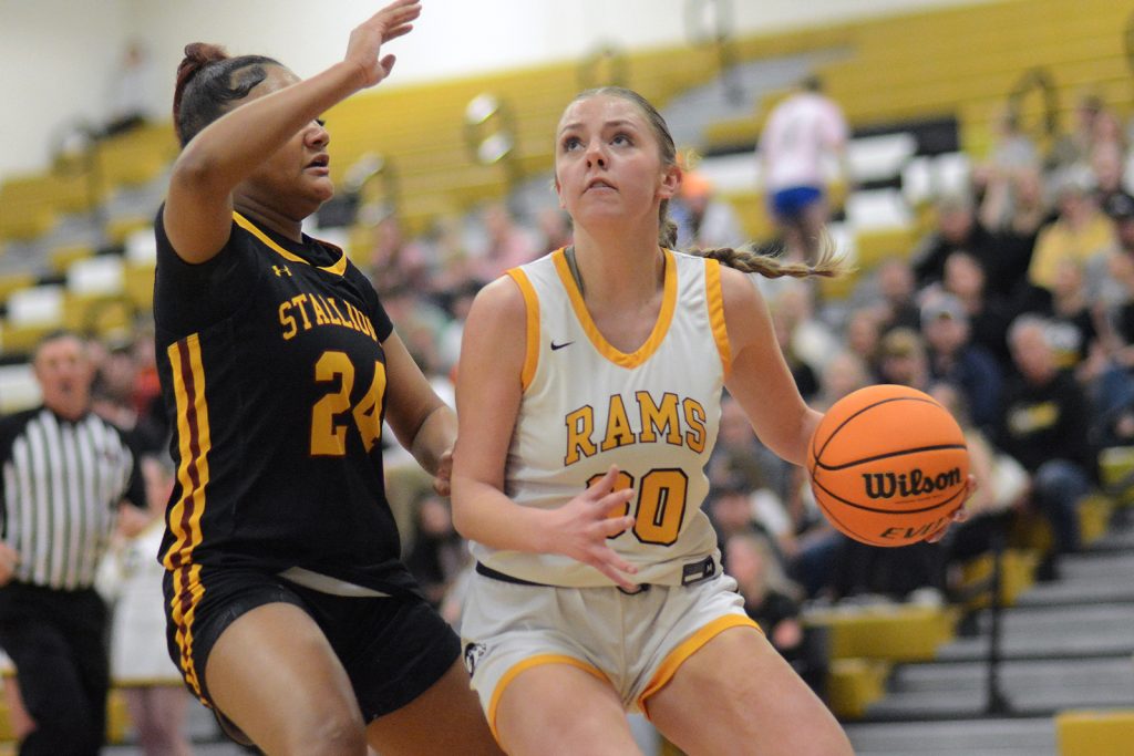 Girls Basketball: Sierra vs Green Mountain