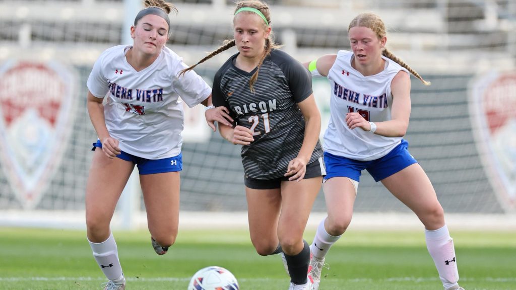 Audrey Kingery of Flatirons Academy playing soccer