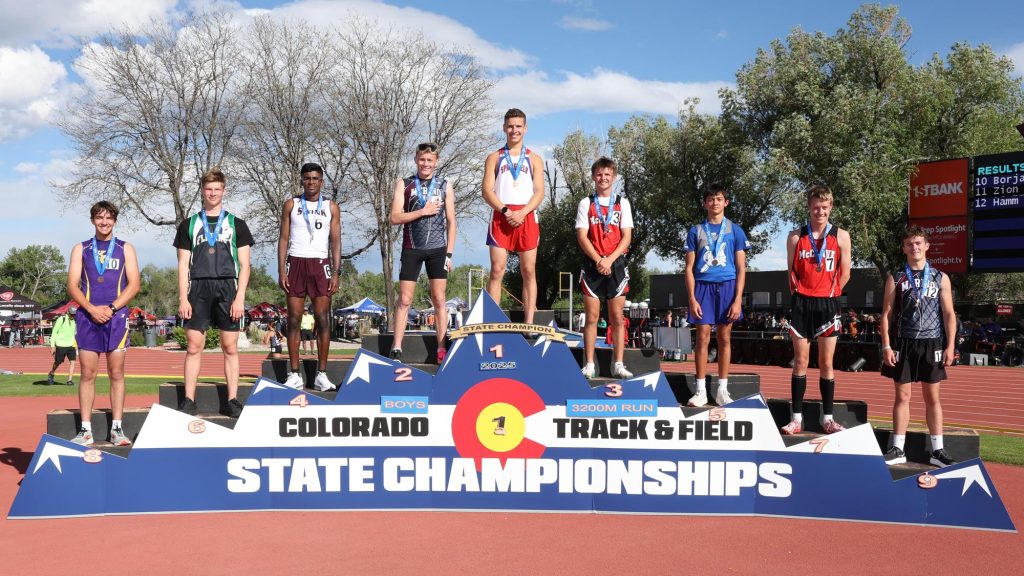 2025 1A Boys 3200m Podium