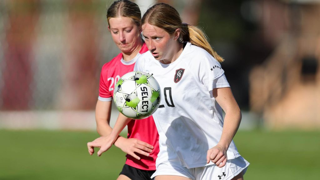 Lyla Kocher of Colorado Academy playing soccer
