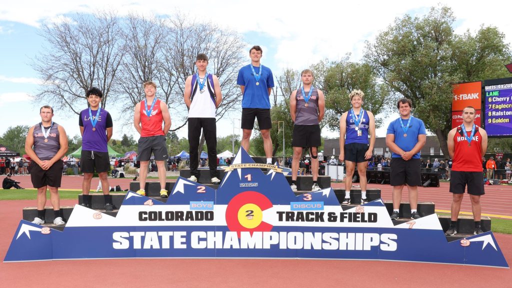 2025 2A Boys Discus Podium
