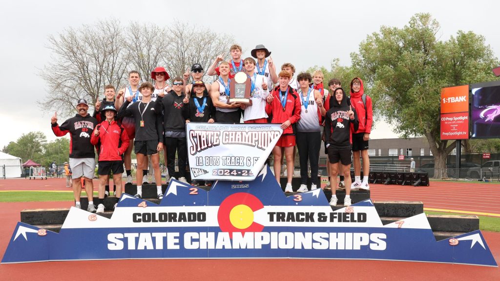 1A Boys Track - Haxtun