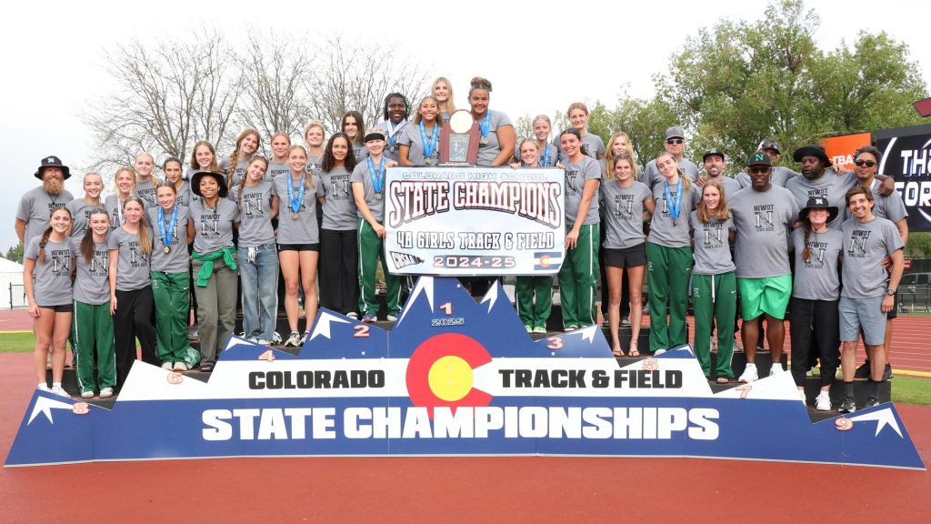 4A Girls Track - Niwot