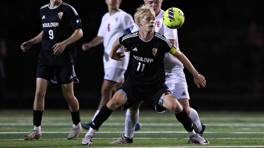 Xander Sevian of Boulder playing soccer