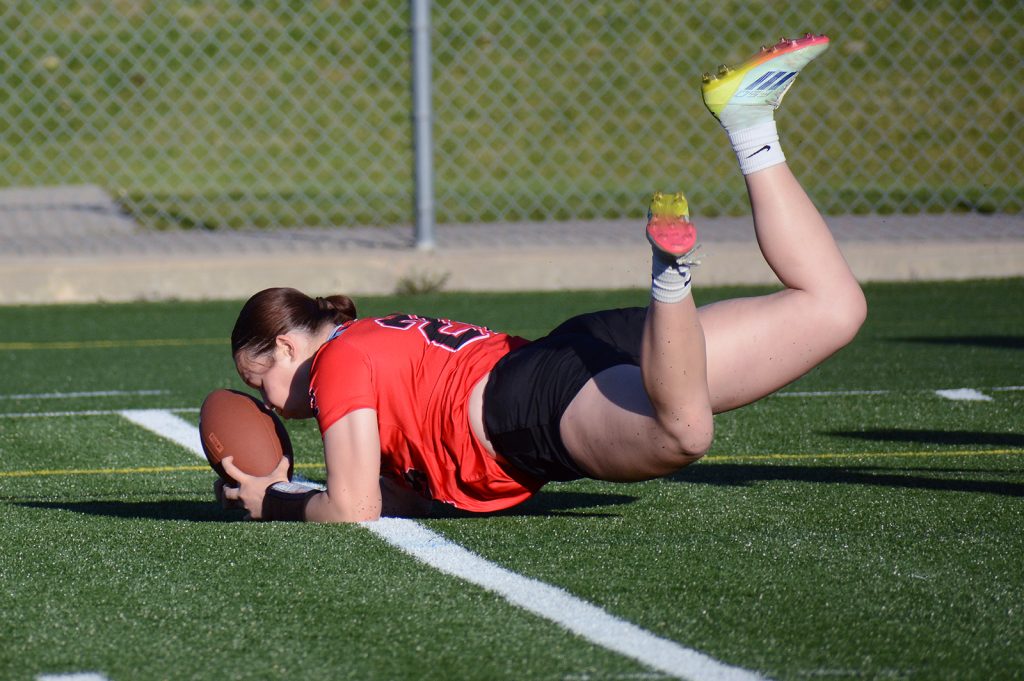 Flag Football: Golden vs Pomona