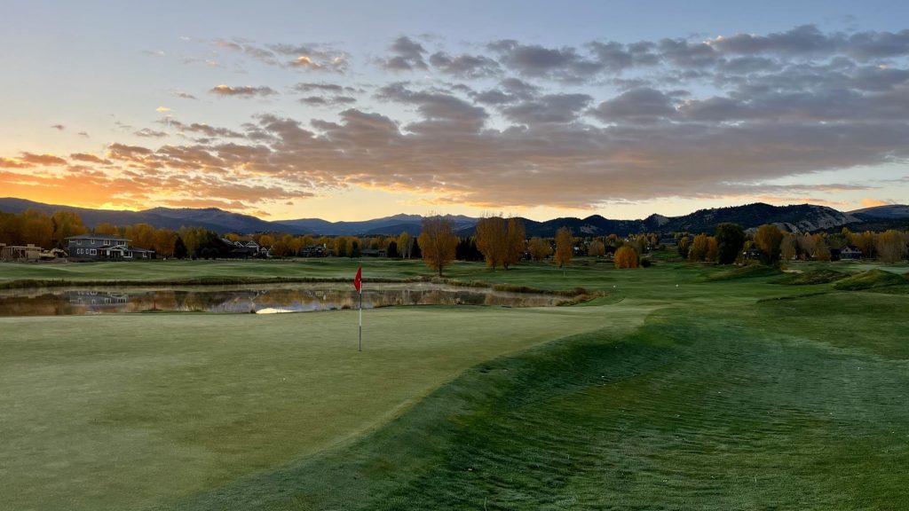 Boys Golf Course in Eagle