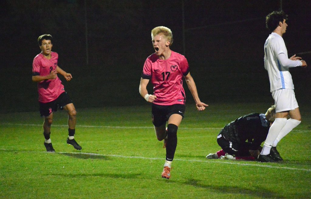 Boys Soccer: Valor vs Ralston Valley