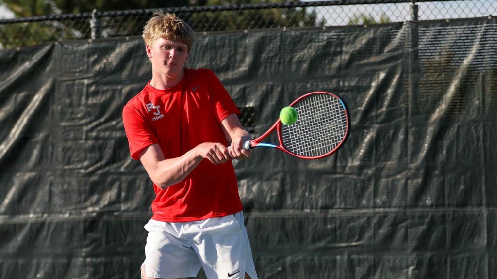 Regis Jesuit boys tennis