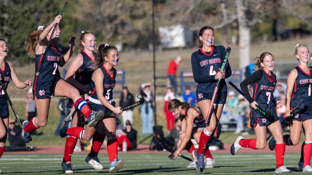Kent Denver field hockey celebration