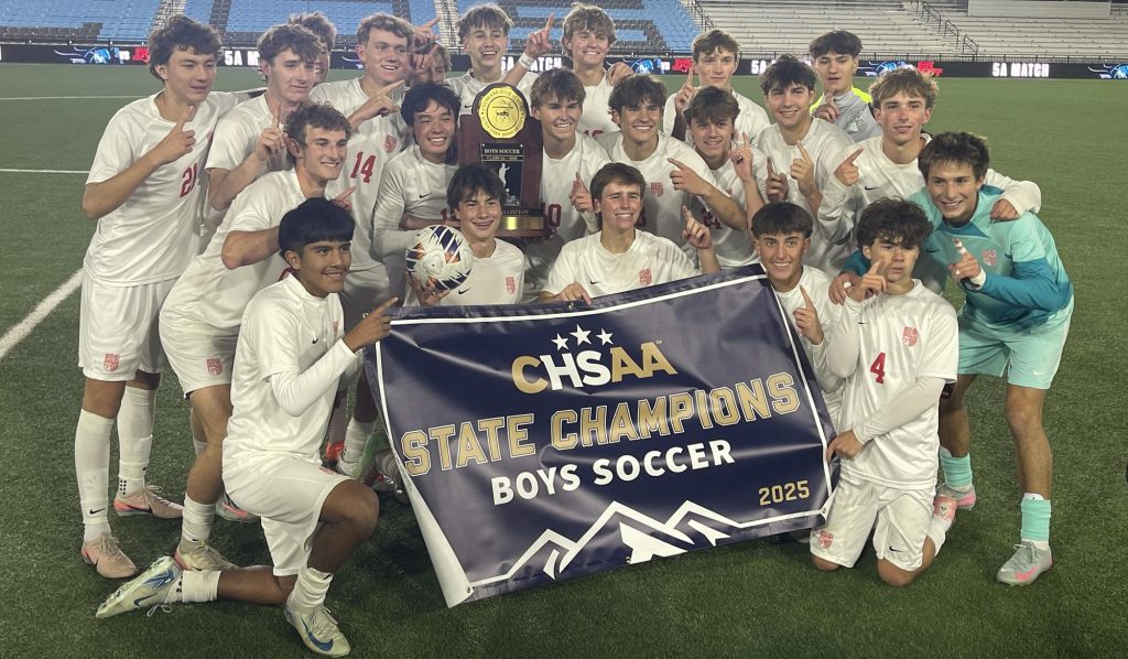 Regis Jesuit team photo after winning the 5A state championship in boys soccer