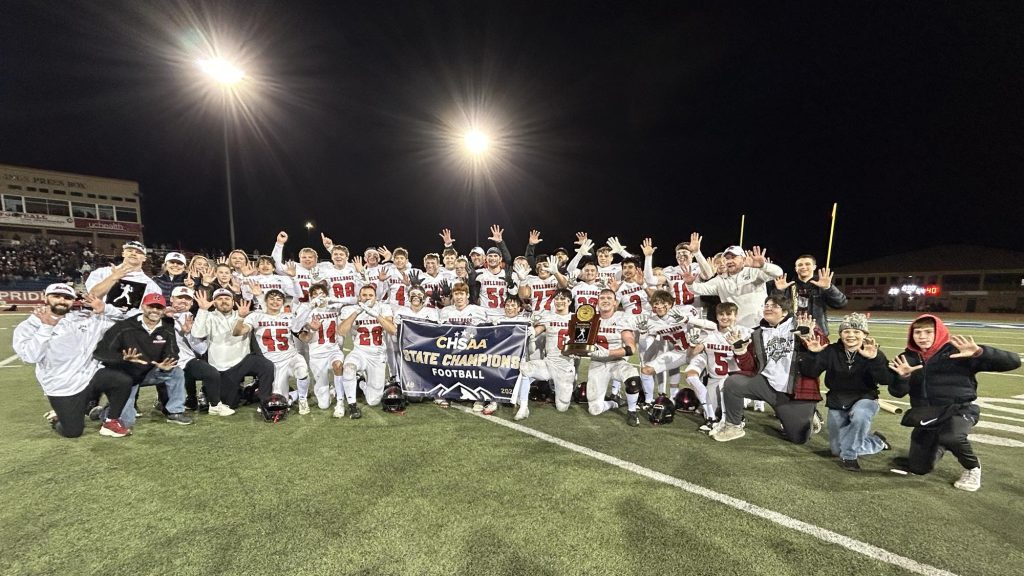 8-man football - Haxtun