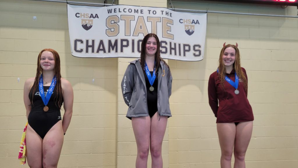 4A Diving - Windsor's Reagan Annable