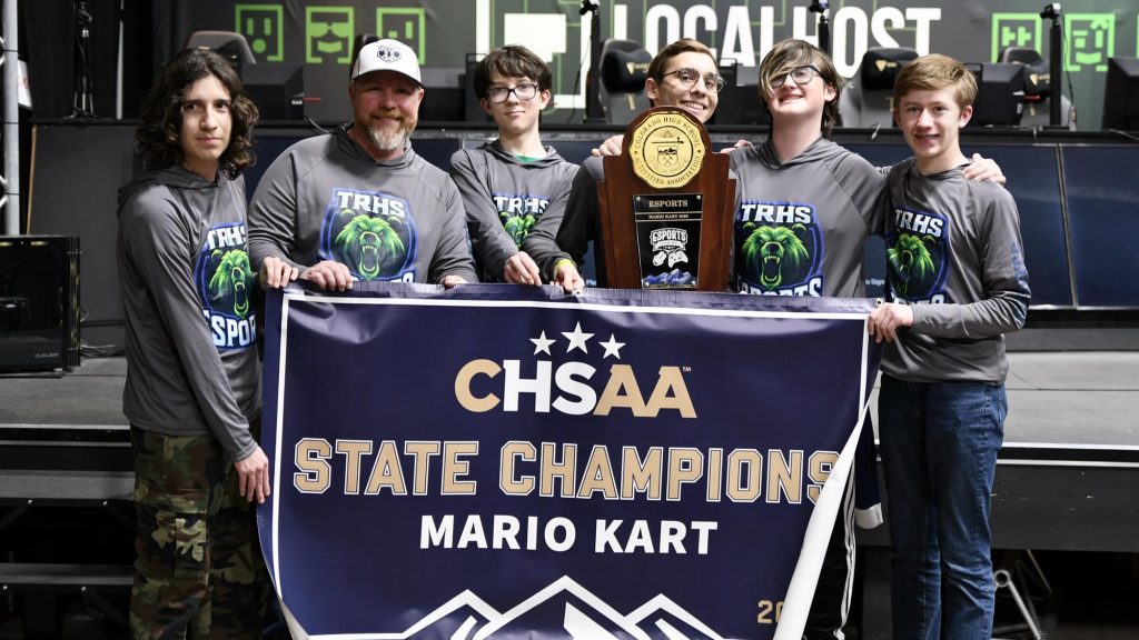 Esports - Mario Kart - ThunderRidge