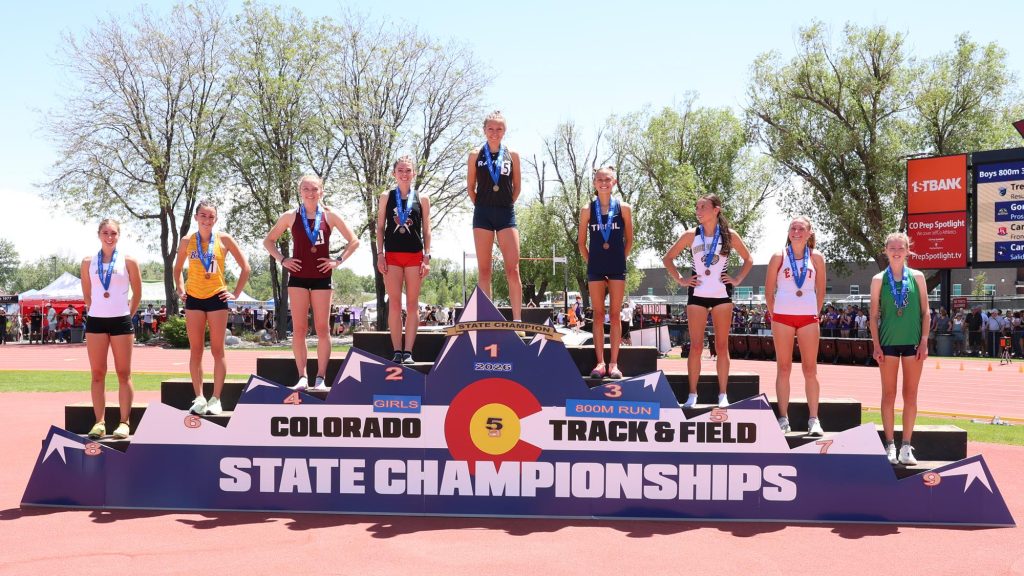 5A Girls Track - 800